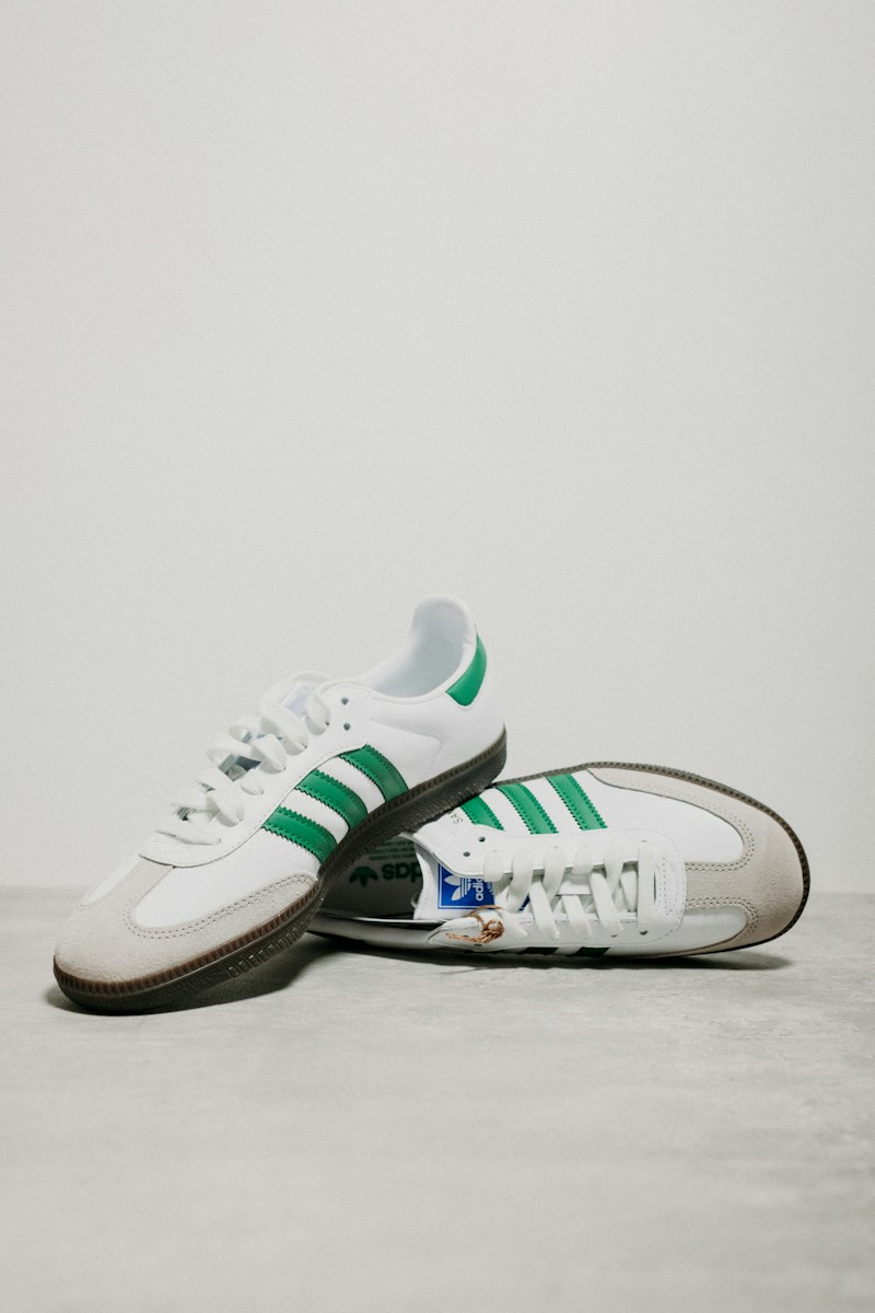 Adidas Samba in Weiß-Grün